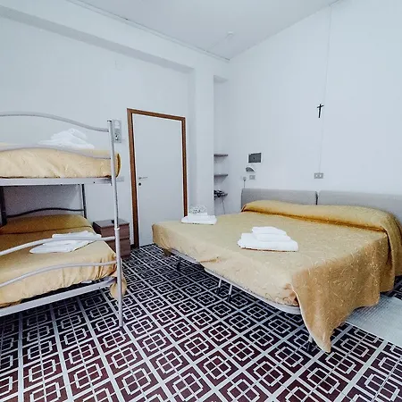 Hotel Laura
